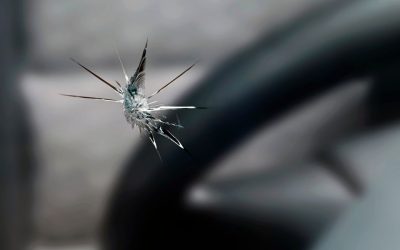 How To Avoid Windshield Cracks and Chips