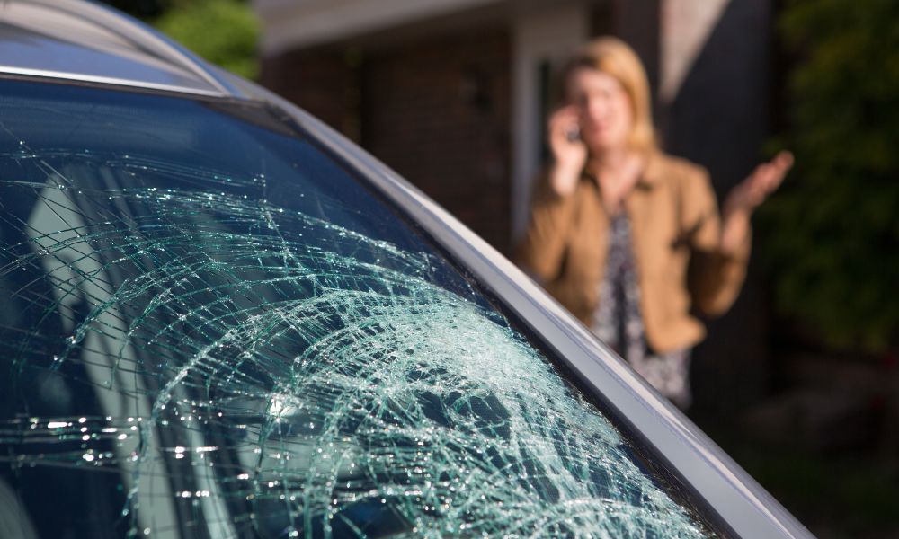 What To Consider When Choosing Auto Glass Repair Services