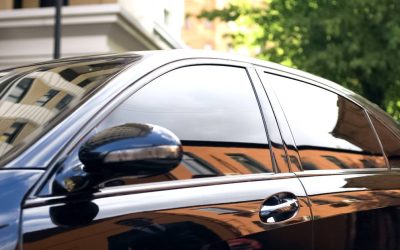 What Is the Difference Between Windshield Glass & Door Glass?